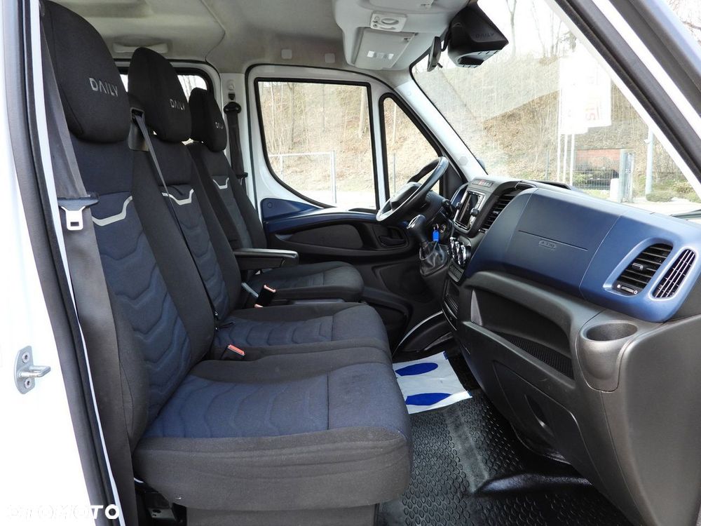Iveco DAILY 35S16 SKRZYNIA PODWÓJNA KABINA DOKA 7 MIEJSC TEMPOMAT LEDY AUTOMAT HI-MATIC KLIMATYZACJA  160KM - 36