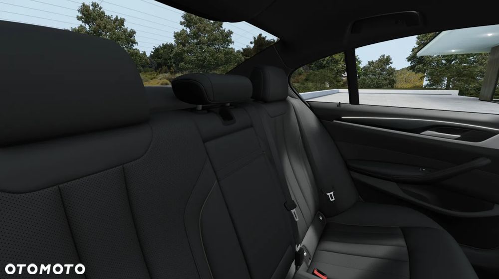 BMW Seria 5 - 11