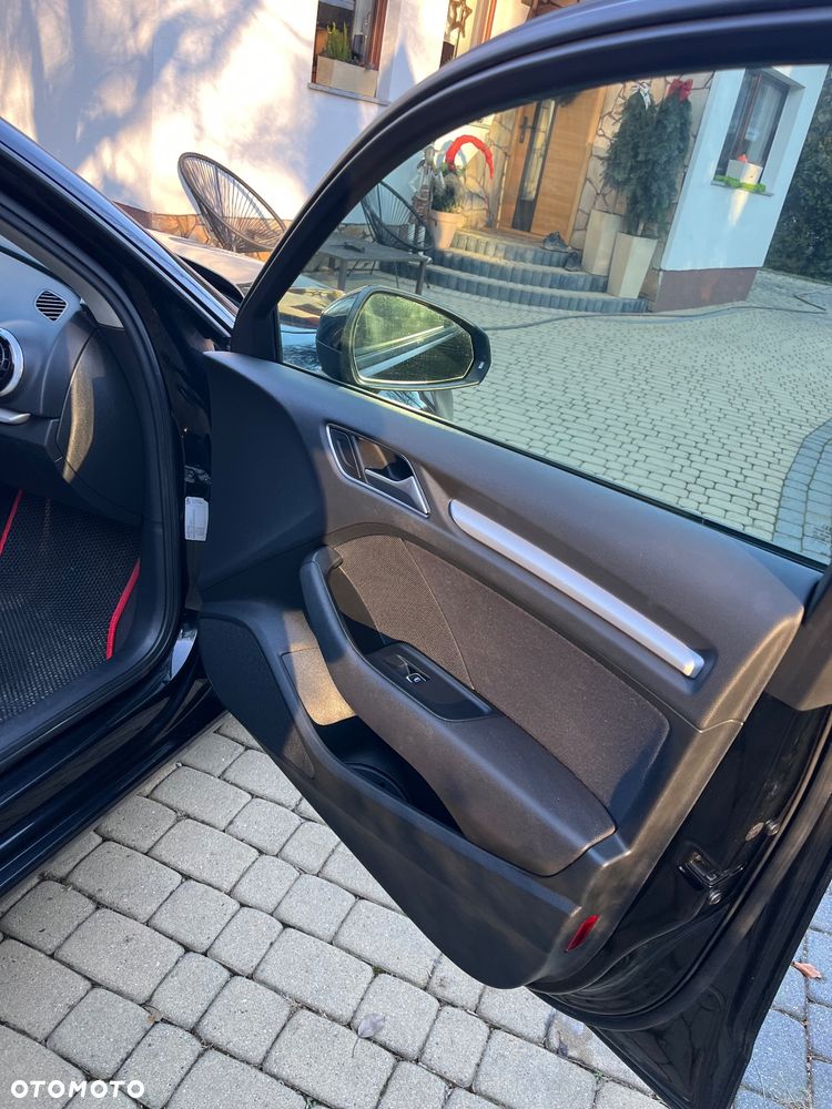 Audi A3 Sportback 1.4 TFSI Ambiente - 26