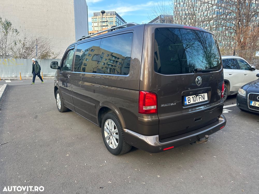Volkswagen Multivan - 12