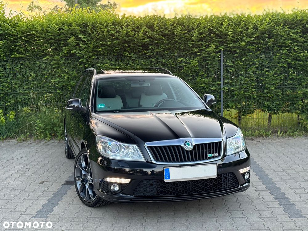 Skoda Octavia 2.0 TDI CR DPF DSG RS - 10