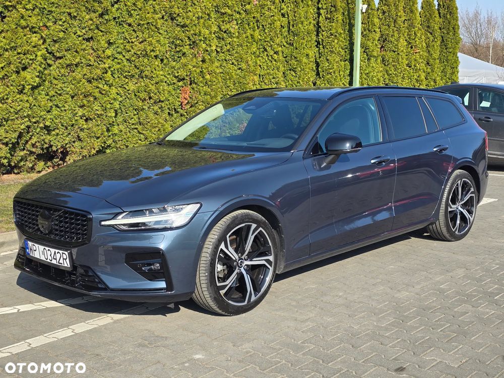 Volvo V60 B4 B DKG Plus Dark - 7