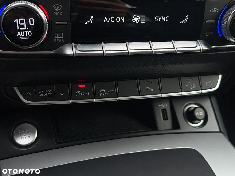 Audi Q5 40 TDI mHEV Quattro S tronic - 23