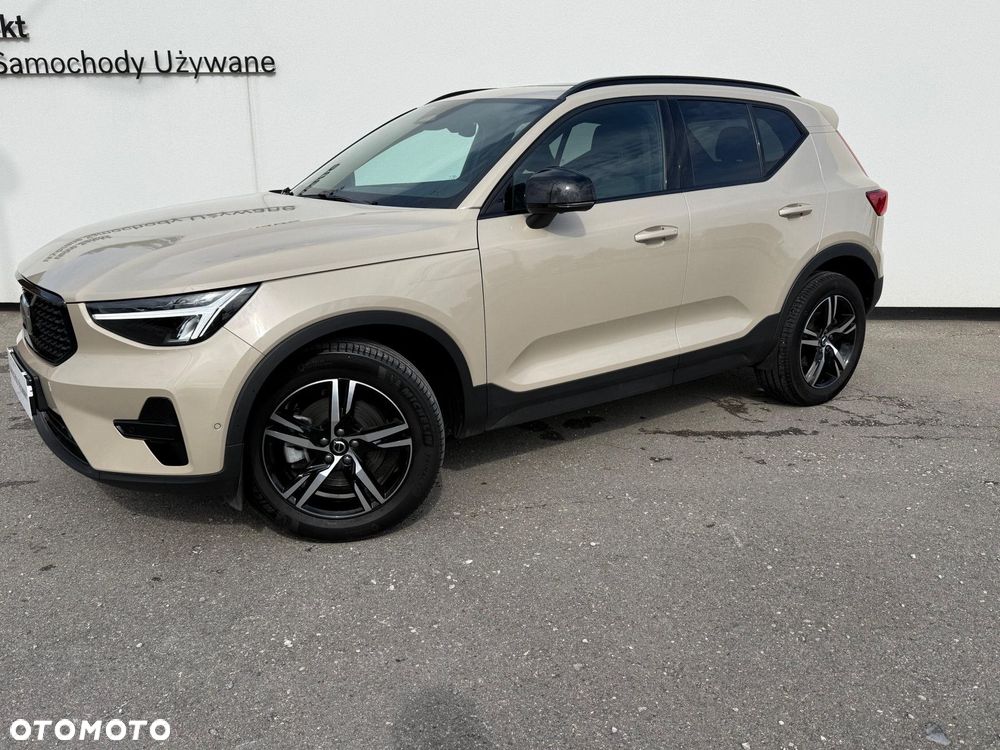Volvo Xc40 2025 photo 2