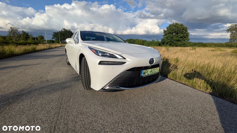 Toyota Mirai Executive - 16