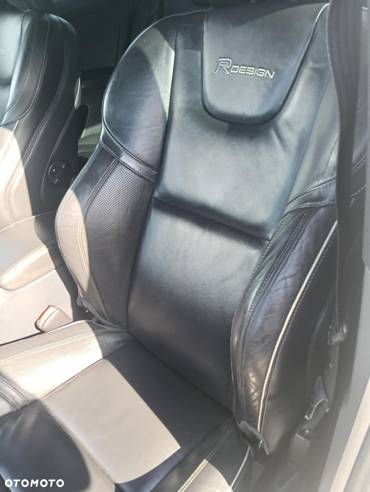 Volvo XC 60 D3 R-Design - 3