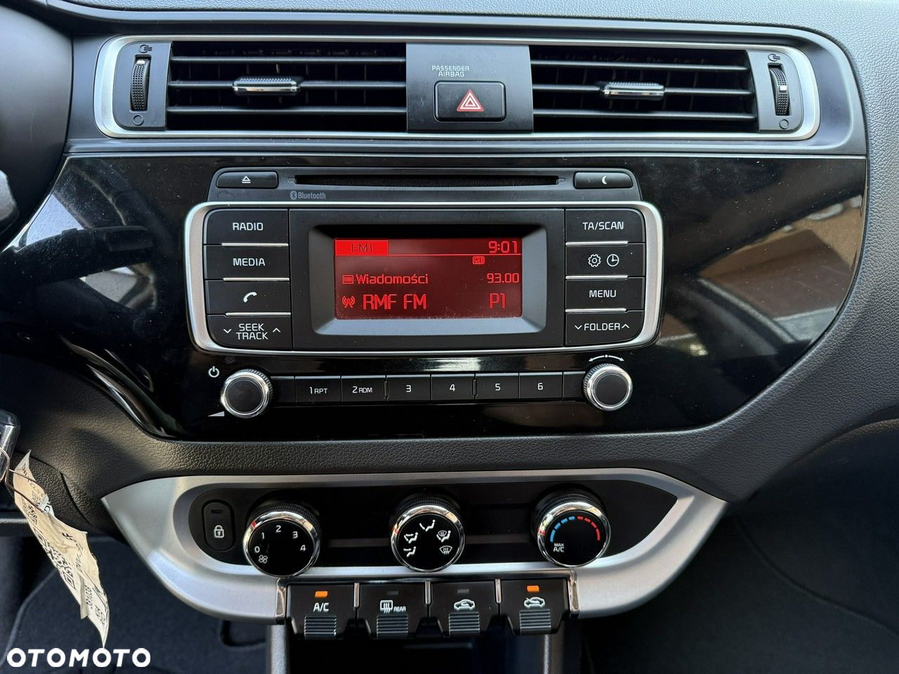 Kia Rio 1.2 Business Line - 16