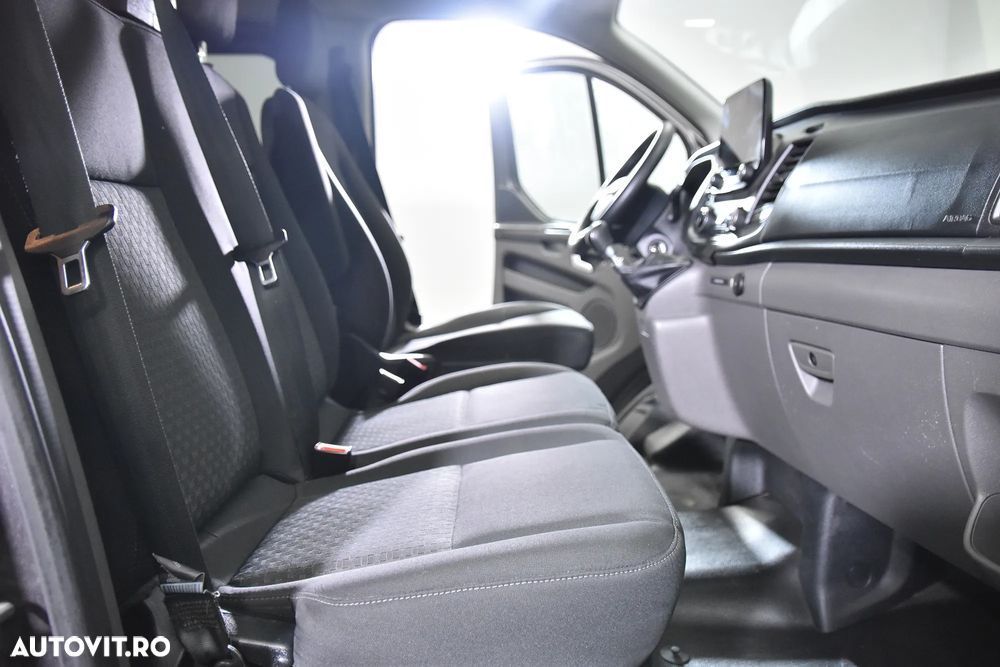 Ford Transit Custom - 11
