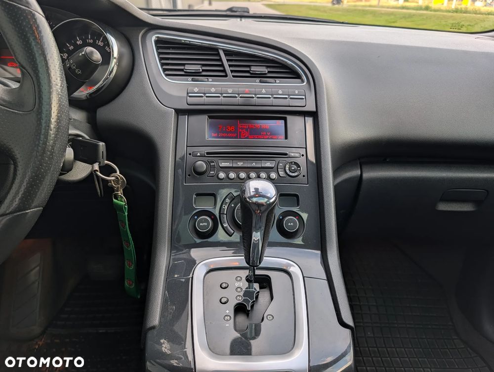 Peugeot 5008 HDI FAP 165 Automatik Allure - 12