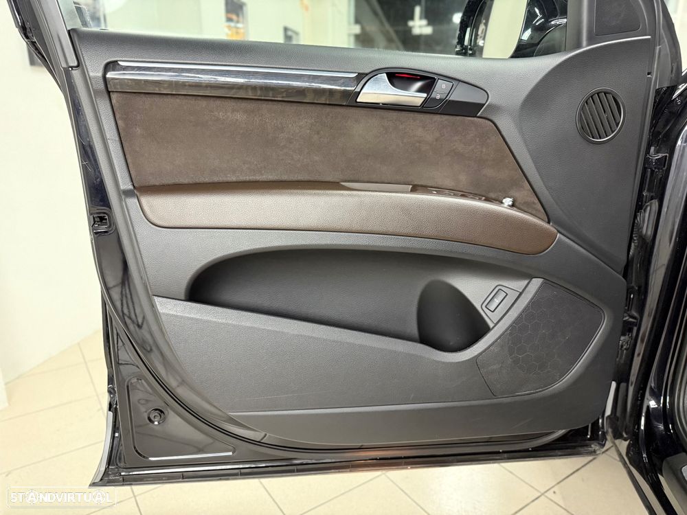 Audi Q7 3.0 V6 TDi quattro Tiptronic - 18