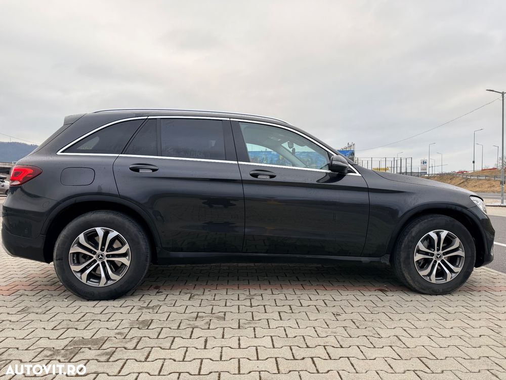Mercedes-Benz GLC 220 d 4MATIC 9G-TRONIC AMG Line - 4