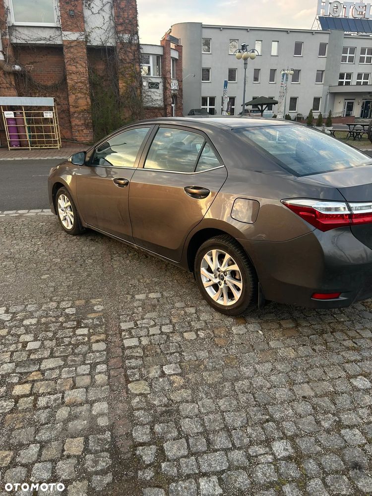 Toyota Corolla 1.6 Comfort - 4