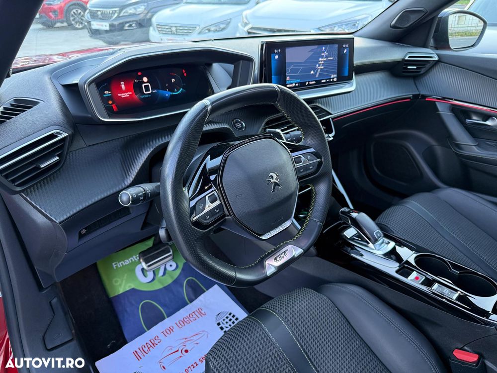 Peugeot 2008 1.2 L PureTech STT EAT8 GT Line - 25