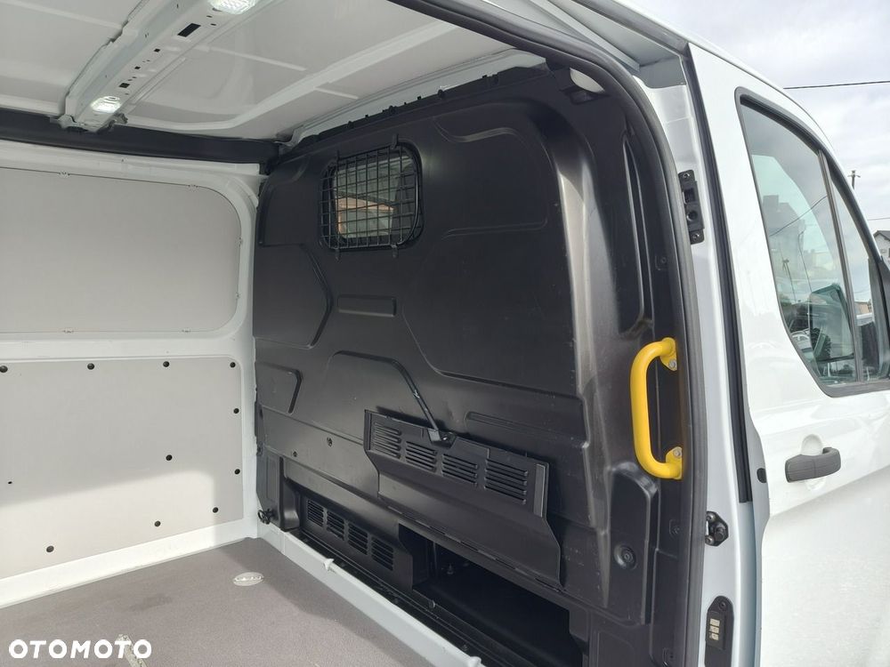 Ford Transit Custom - 22