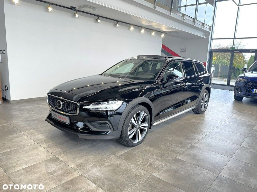 Volvo V60 Cross Country - 5