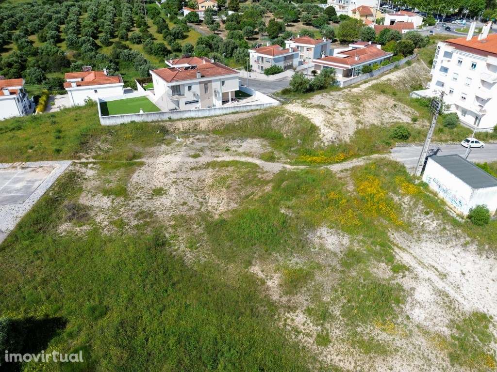 Terreno Urbanizável em Alcanena - IMÓVEL COM BAIXA DE PREÇO - Grande imagem: 2/10