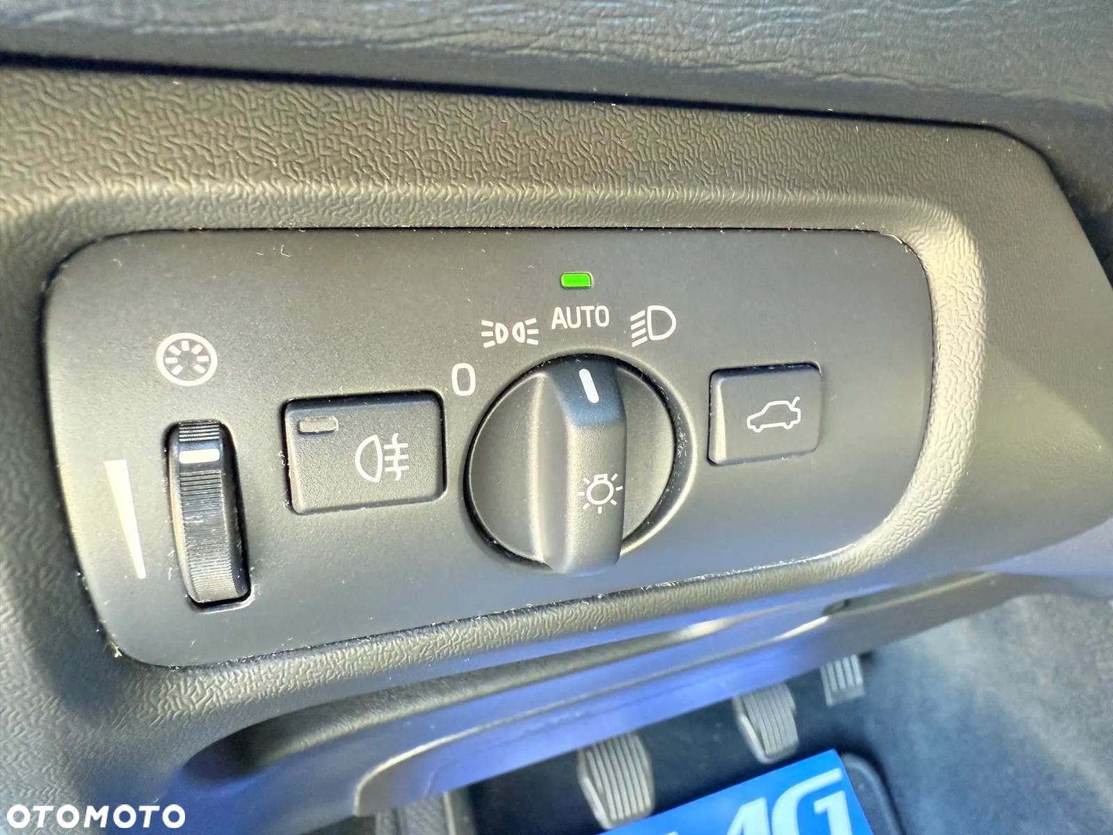 Volvo V40 T2 Kinetic - 20