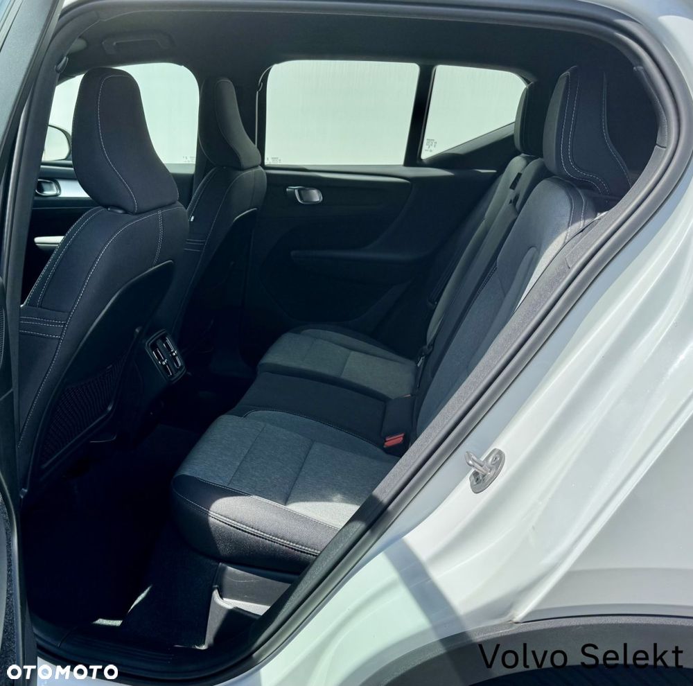 Volvo XC 40 - 15