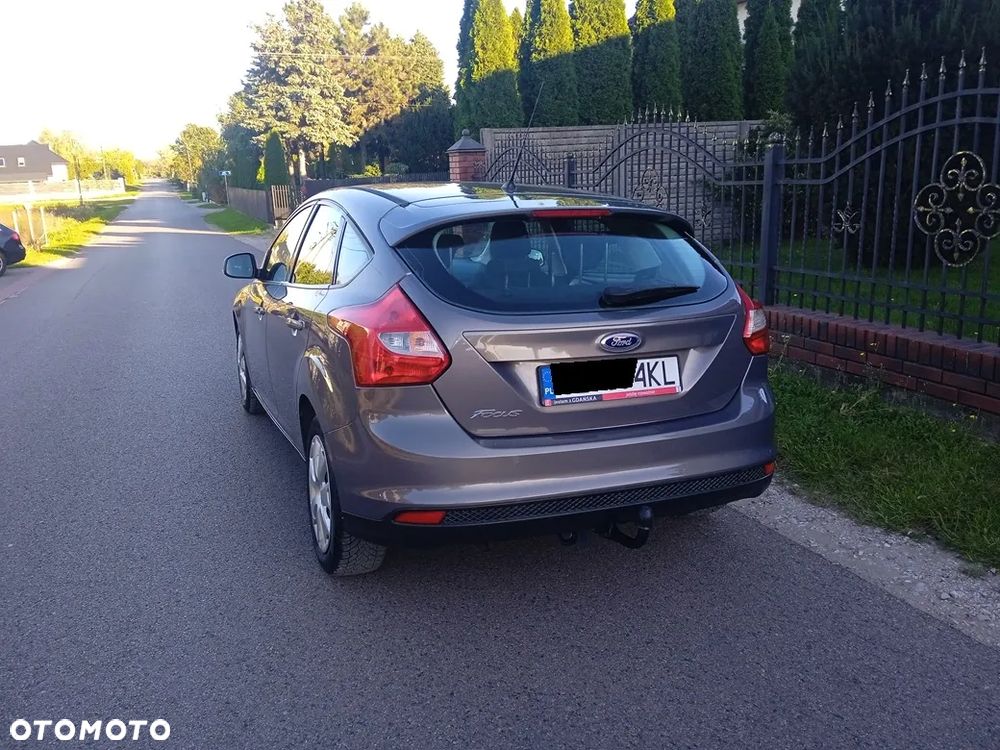 Ford Focus 1.6 Edition - 20