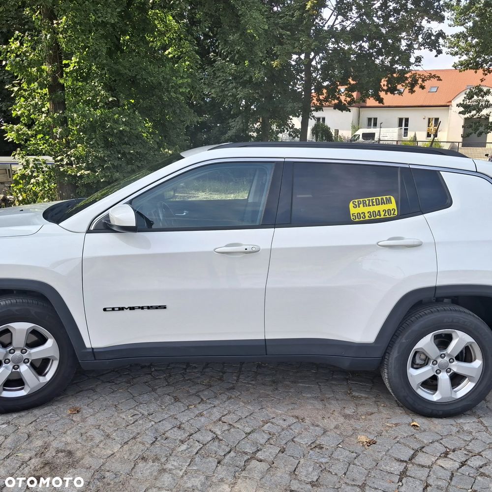 Jeep Compass - 16