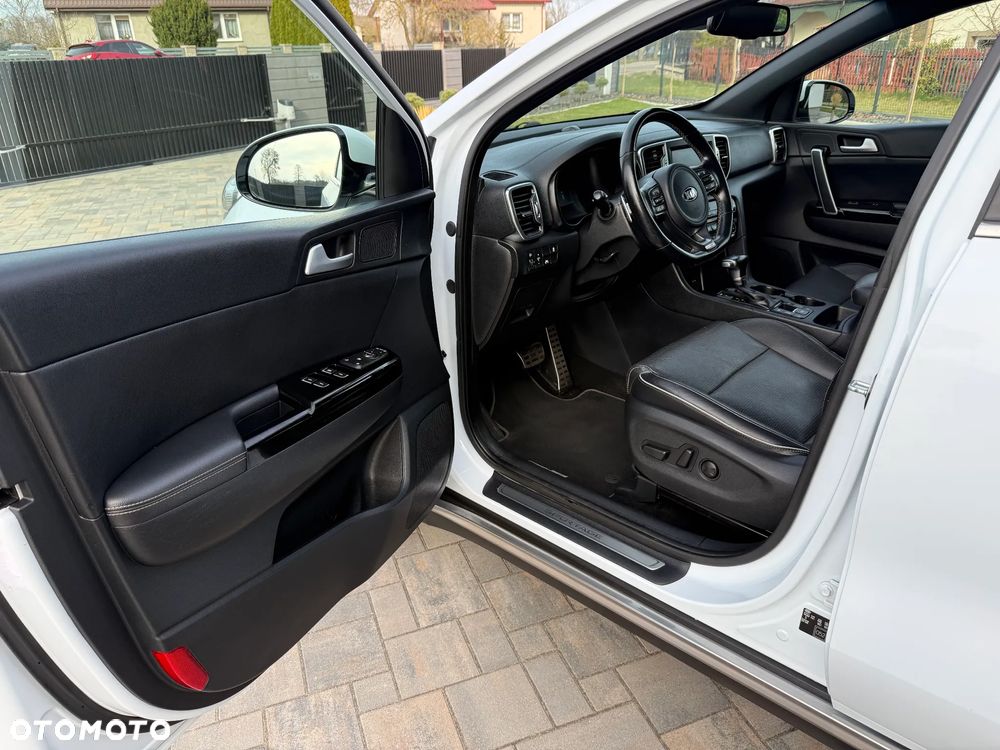 Kia Sportage 2,0 CRDI AWD GT Line - 29