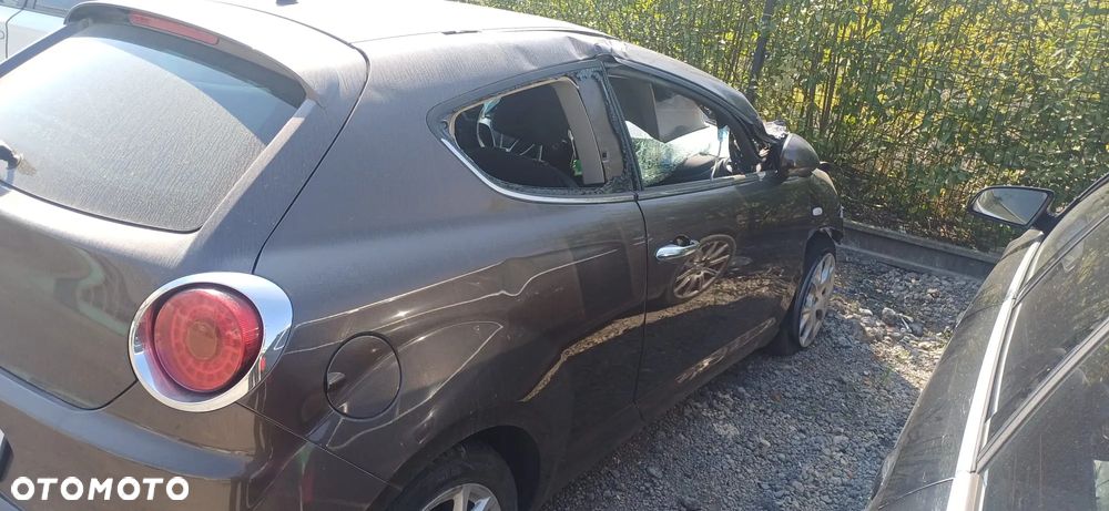 Alfa Romeo Mito Lakier 394/B Bronzo Metal 2008- - 3