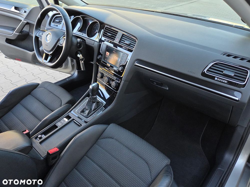 Volkswagen Golf 1.4 TSI ACT BlueMotion Technology DSG Highline - 18