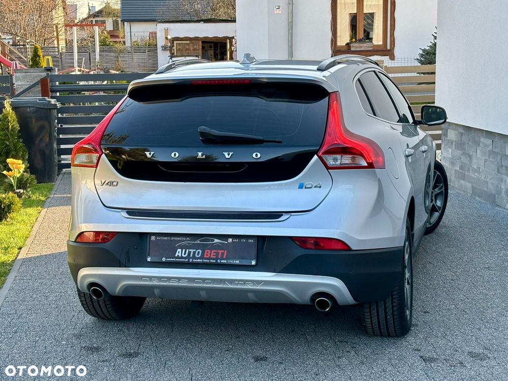 Volvo V40 D4 Drive-E Ocean Race - 7