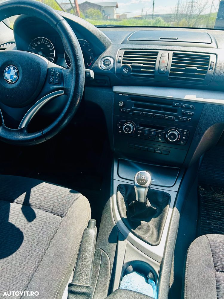 BMW Seria 1 116i - 10