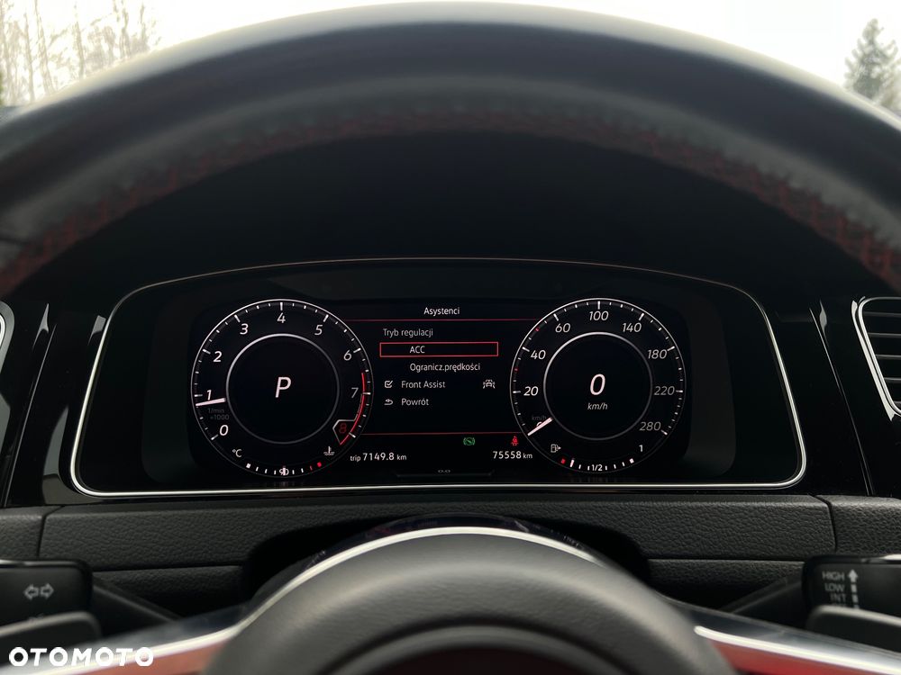 Volkswagen Golf GTI (BlueMotion Technology) DSG Performance - 29