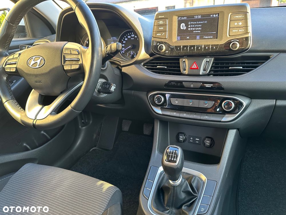 Hyundai i30 1.4 Classic + - 18