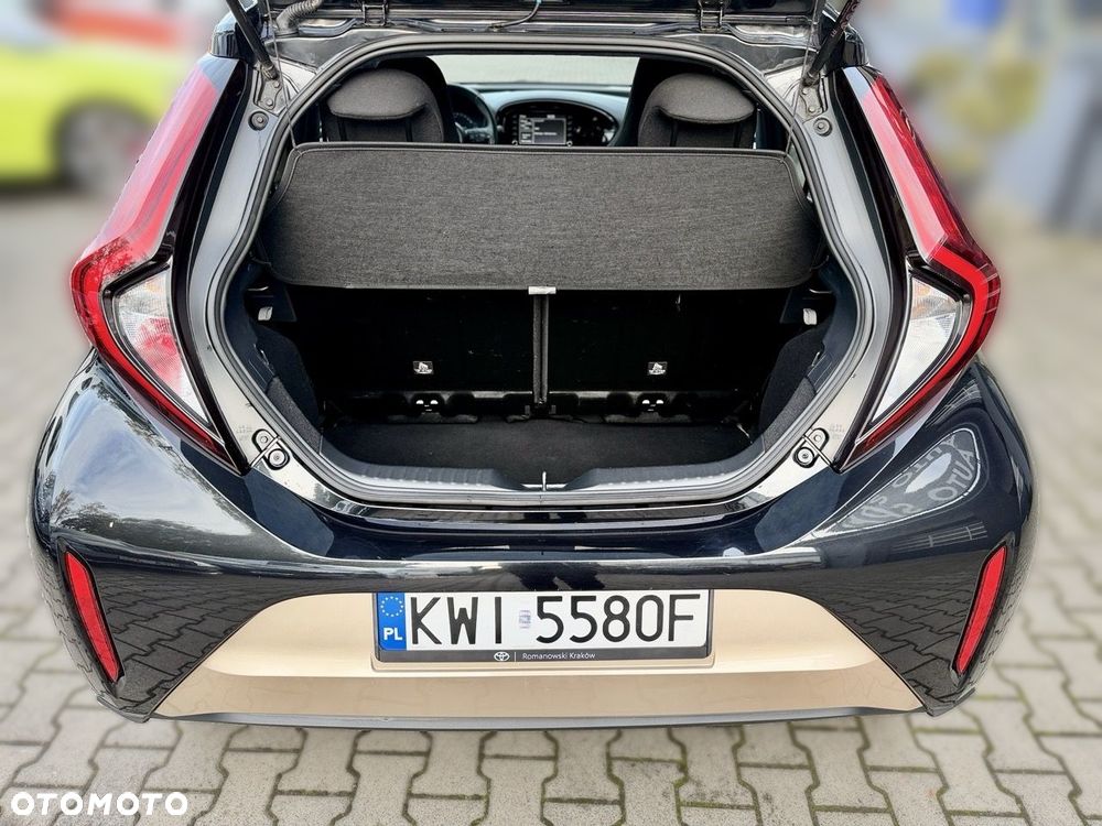 Toyota Aygo X 1.0 VVT-i Color Edition X-shift - 27