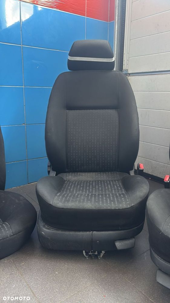 Fotel kierowcy pasażera kanapa VW Golf IV 5D - 4