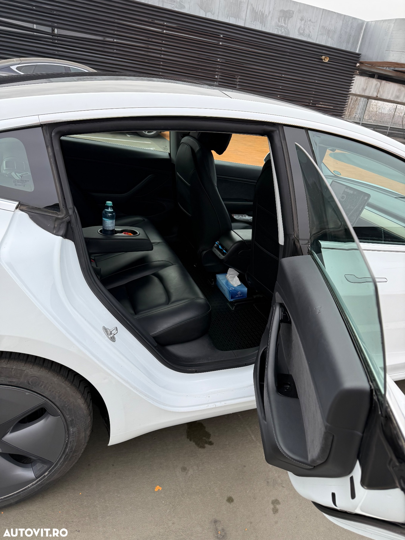 Tesla Model 3 - 17