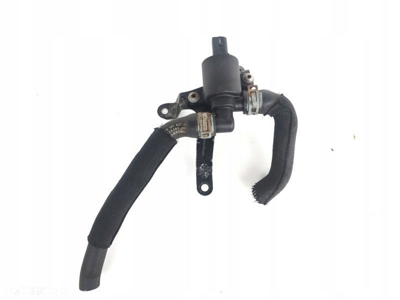 POMPA WODY ZAWÓR WĘŻE A8 D4 4H0 - 1