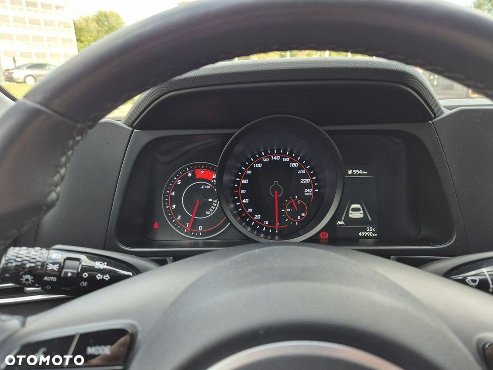 Hyundai Elantra - 20