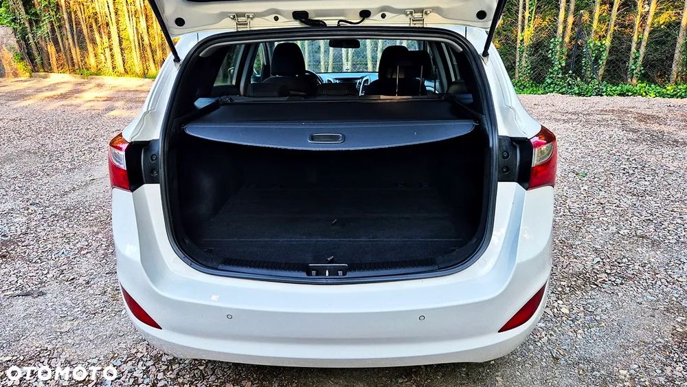 Hyundai i30 blue 1.6 GDI Style - 38