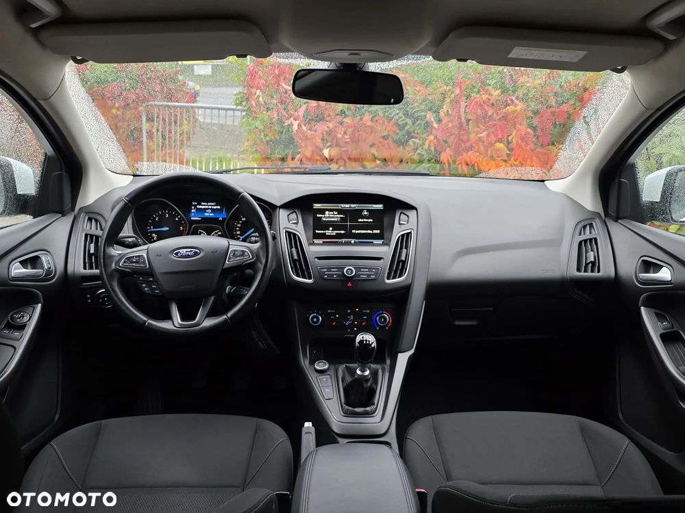 Ford Focus 1.5 EcoBlue Start-Stopp-System TITANIUM - 9