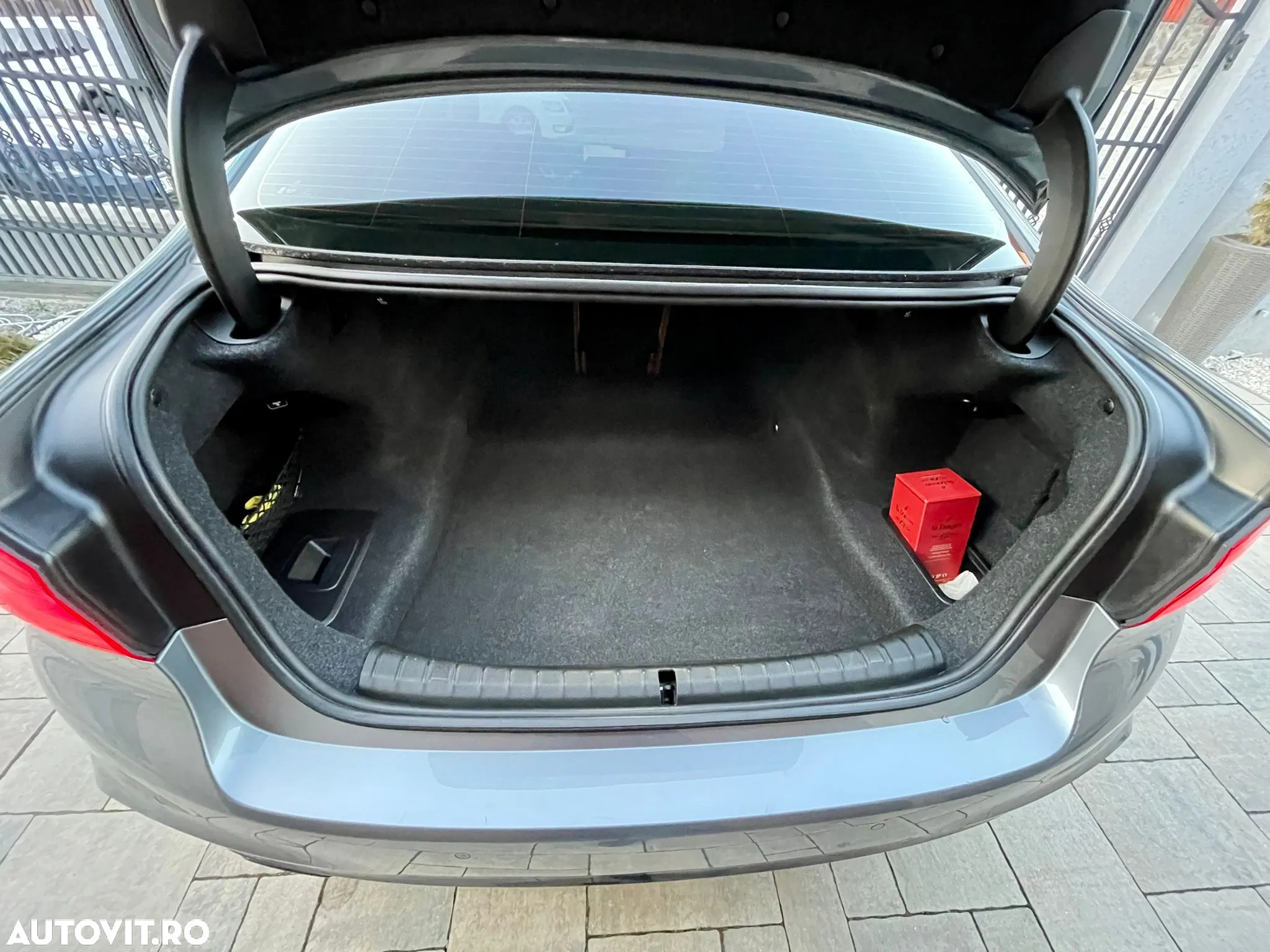 BMW Seria 5 - 35