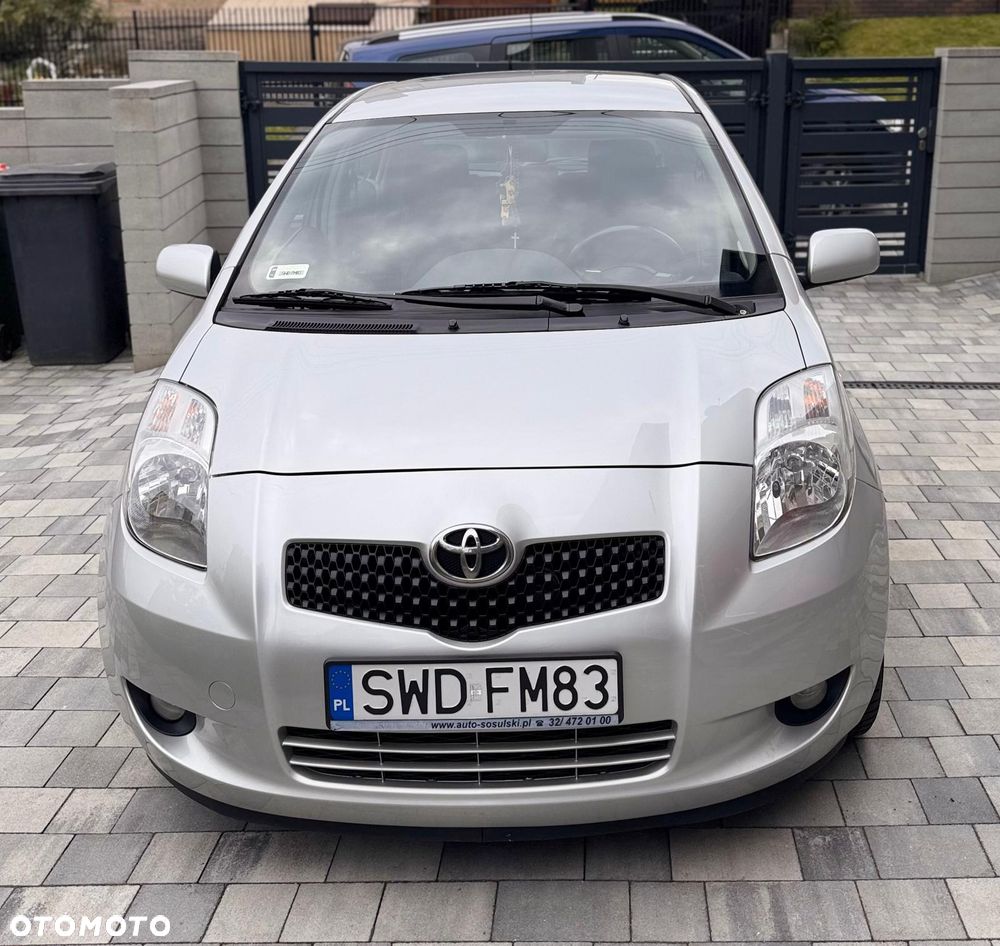 Toyota Yaris 1.3 Luna - 1