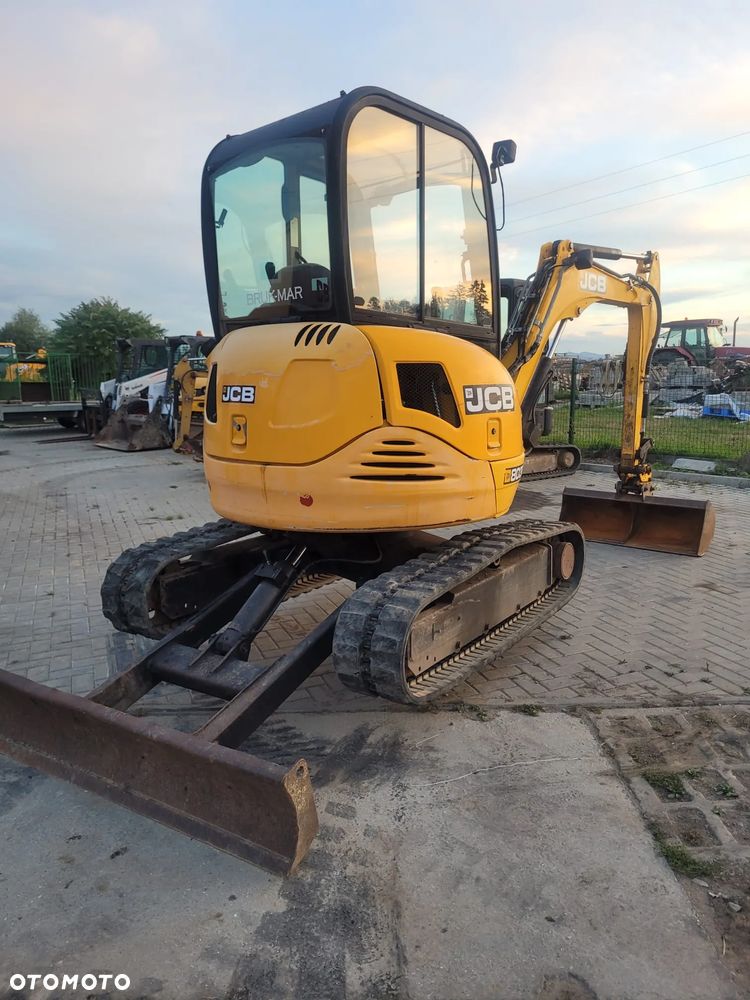 JCB 8030 - 3