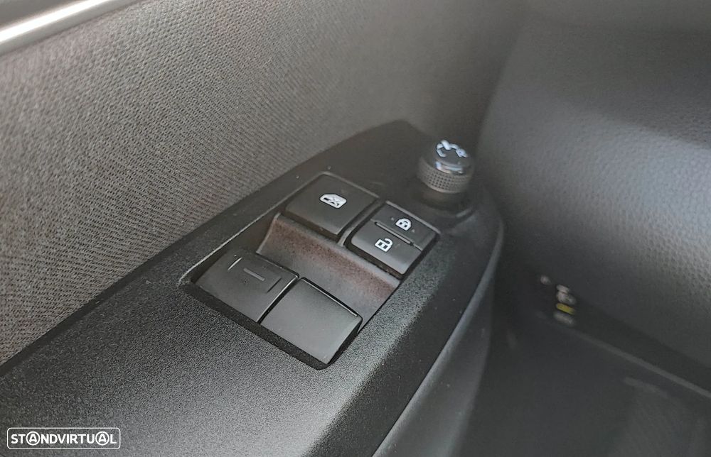 Toyota Yaris 1.0 VVT-i Comfort Plus - 13