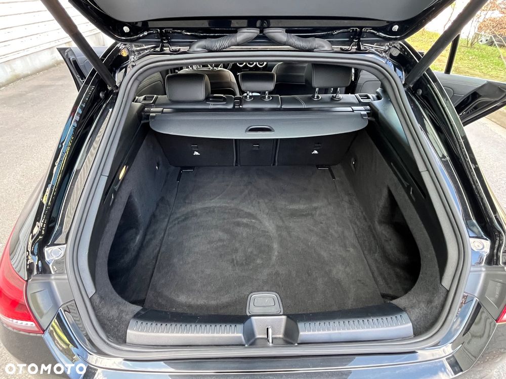 Mercedes-Benz CLA 220 d 8G-DCT - 33