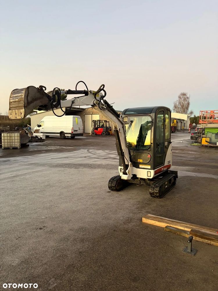 Bobcat 322 - 14