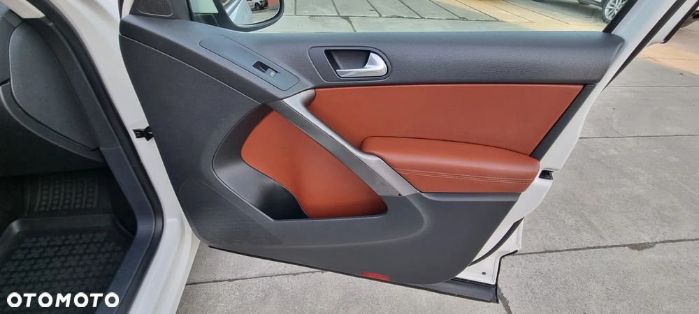 Volkswagen Tiguan 2.0 TDI 4Mot Sport&Style - 26