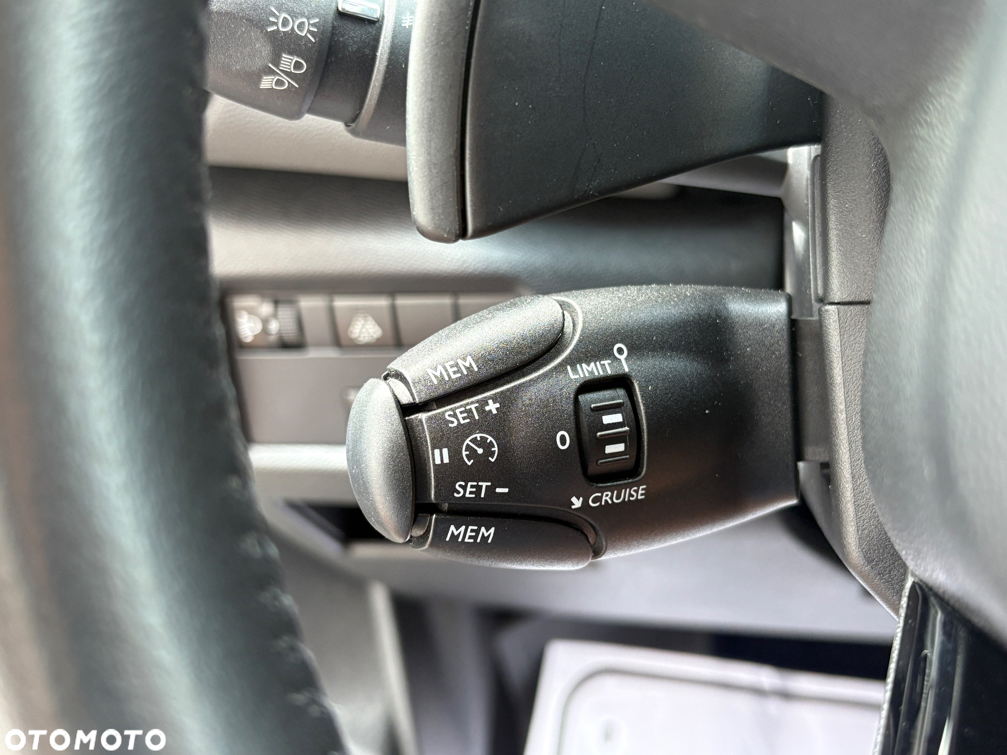 Citroën C5 Aircross BlueHDI 130 S&S EAT8 LIVE - 25