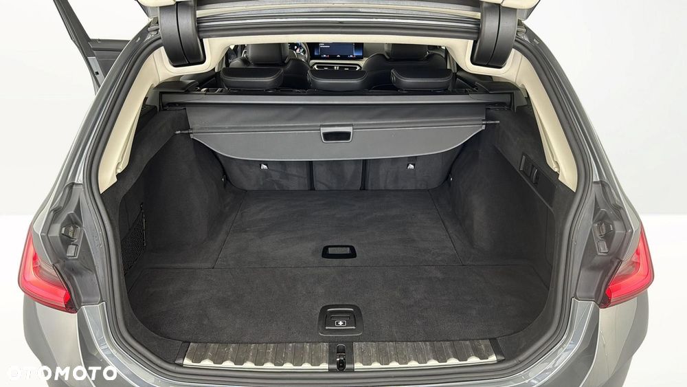 BMW Seria 3 320d xDrive mHEV sport - 18