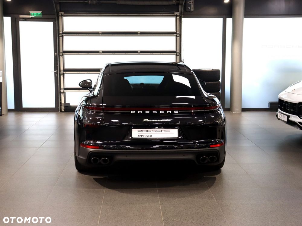Porsche Panamera 4 E-Hybrid PHEV - 4