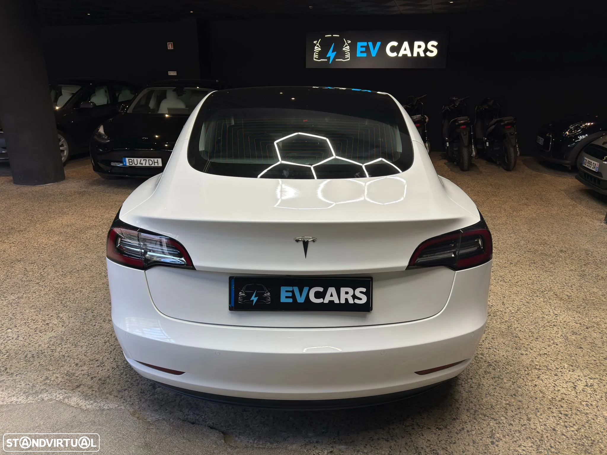 Tesla Model 3 Standard Range Plus RWD - 9