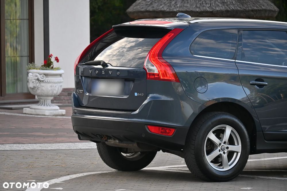 Volvo XC 60 2.4D DRIVe - 14